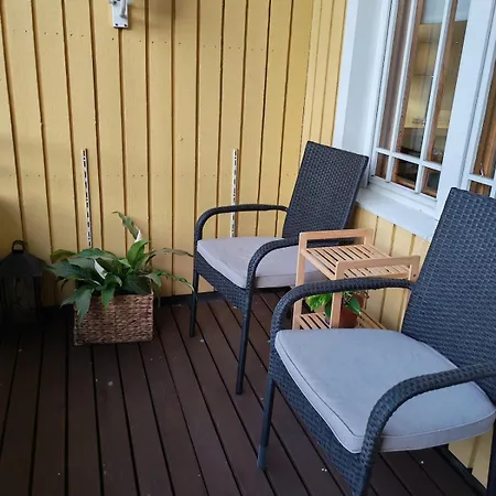 Apartamento Aelylaen Helmi Spacious Two-bedroom With Sauna