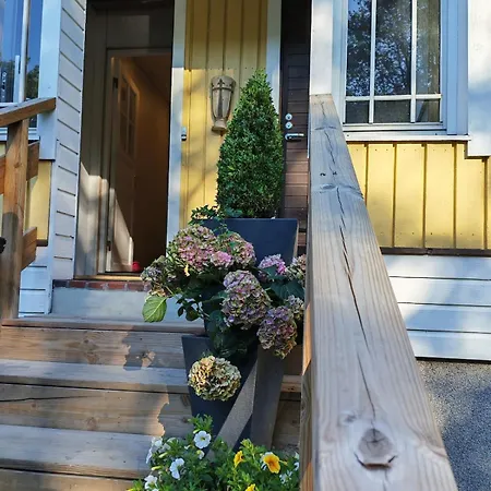 Apartamento Aelylaen Helmi Spacious Two-bedroom With Sauna *